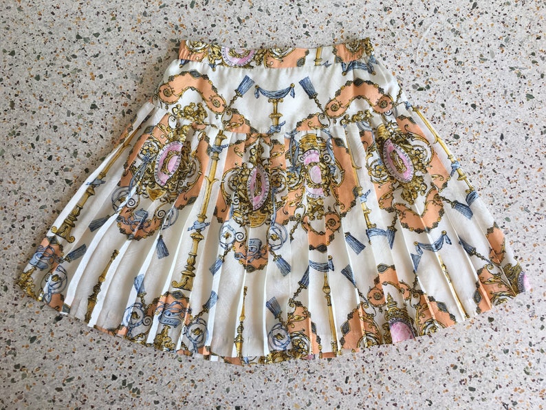 90's Mini Skirt / Novelty Printed Resort Skirt / Pleated High Waist Tennis Skirt /Vintage Mini Skirt / Preppy / Springtime Pastels Print image 10