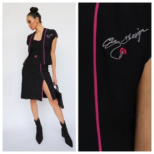 Vintage 70er Cigarette Print Kleid / Lip Print Kleid / Schwarzes Crepe Kleid mit Schlitz und Kurzarm-Jacke
