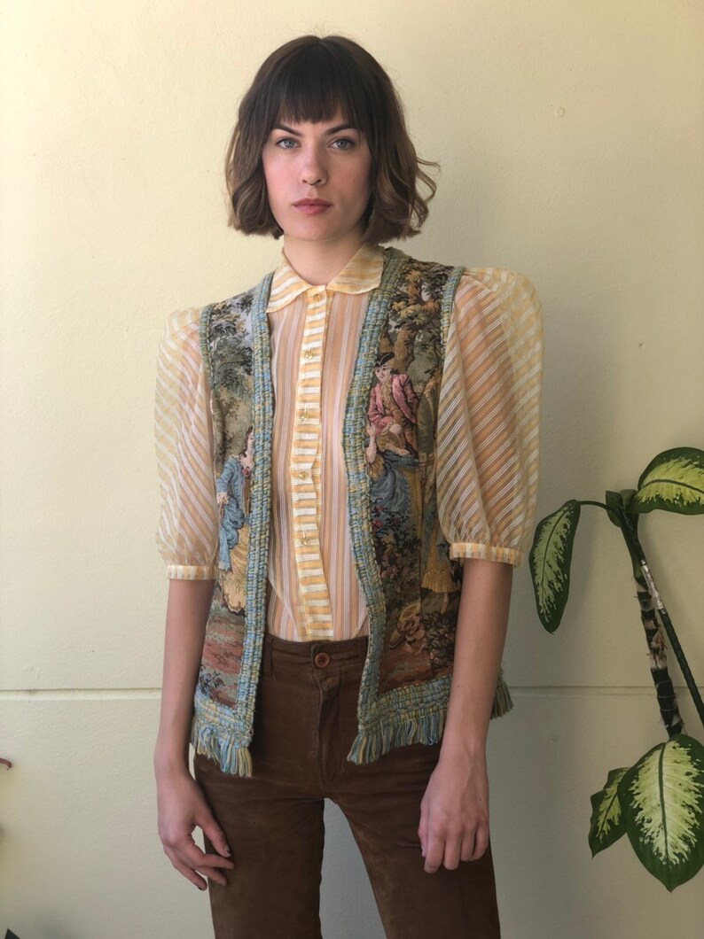 1960s Carpet Tapestry Vest Romantic Fringe Waist Coat Dancing Novelty Embroidered Waist Coat