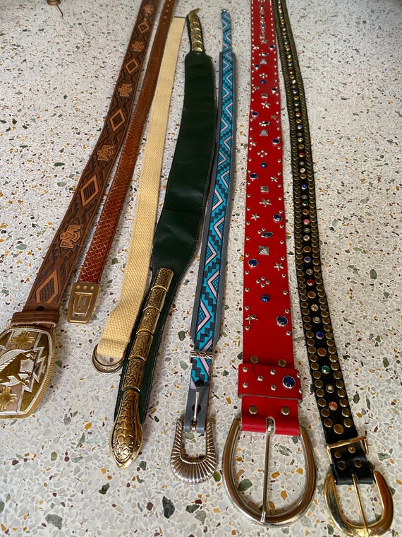 29.5-33" Printed Leather Belt / Silver Buckle Bel… - image 2