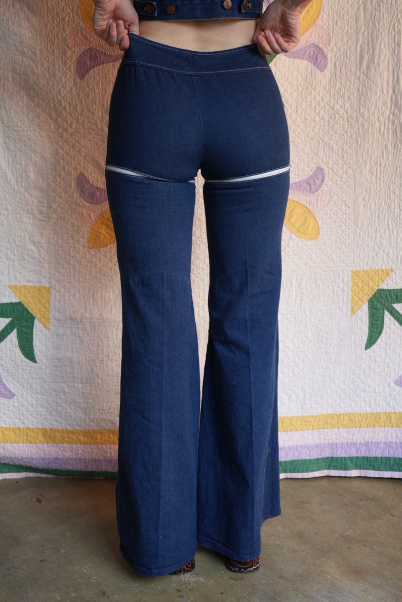 Vintage 70's Denim Jeans / Frederick's of Hollywood Zip-Off / Convertible / Medium Wash / Elephant Bell Bottoms / Seventies Denim Jeans image 9