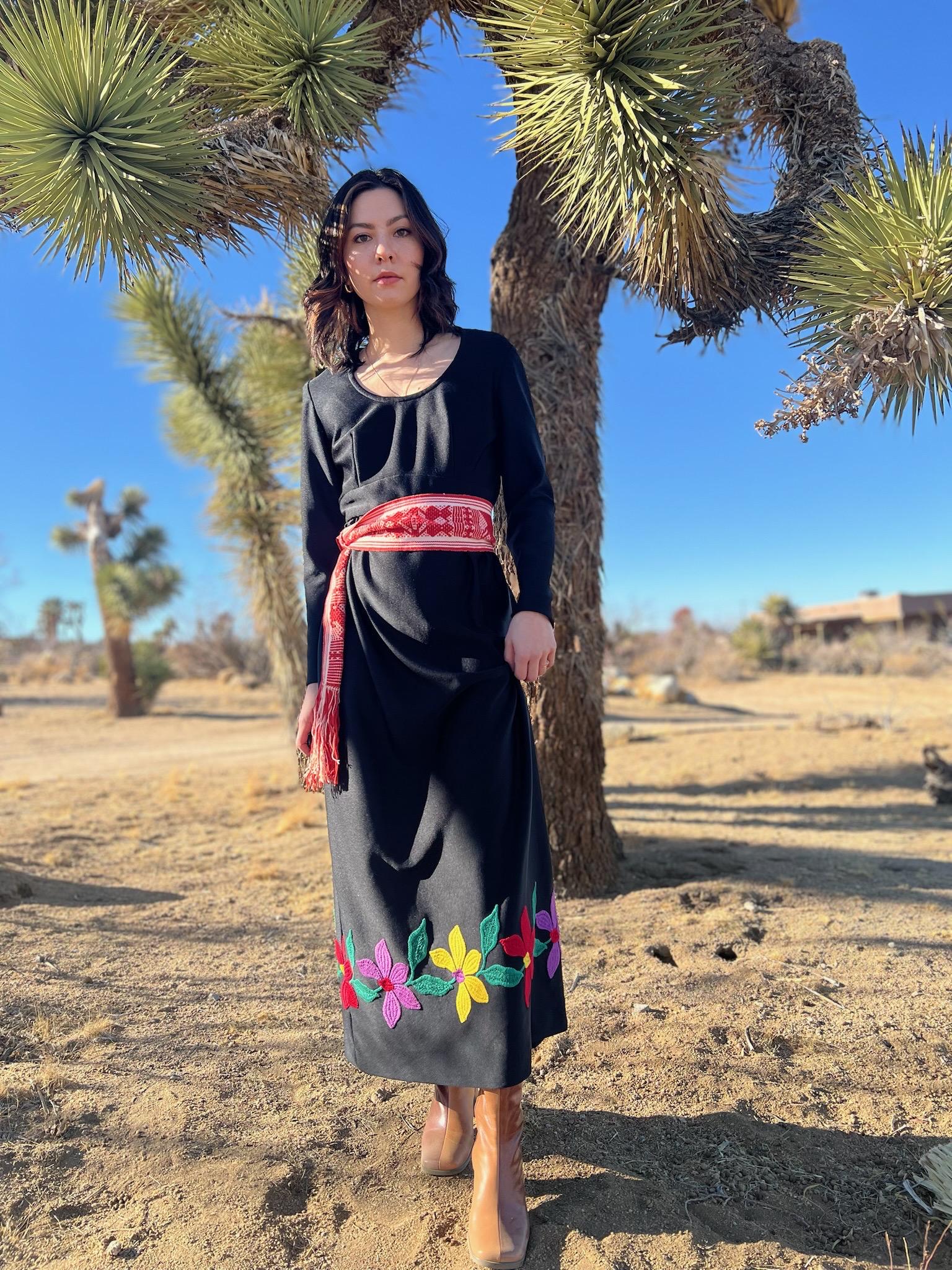 boho maxi dress 70s It's maxi dresses like this one that ensure fashion's enduring obsession with 70s boho style Effortlessly chic, comfortable, flattering, relaxed and ready to go to the beach, out for dinner or to
