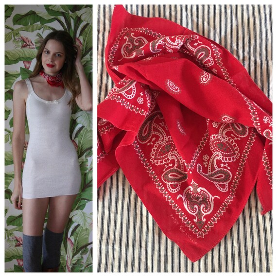 Turkey Red Bandana / 1930's 1940's Trunk Down Fast