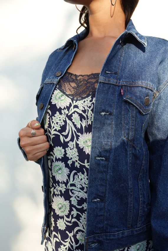 Vintage Levi's Jean Jacket / Eagle Patchwork Appl… - image 5