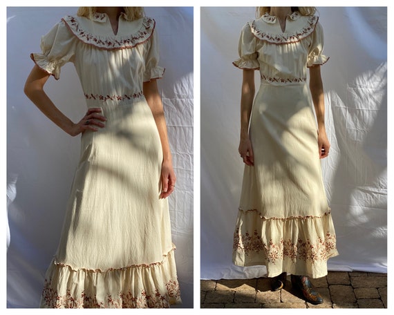 Cream Maxi Dress / 1970's Vintage Boho Dress / Sen