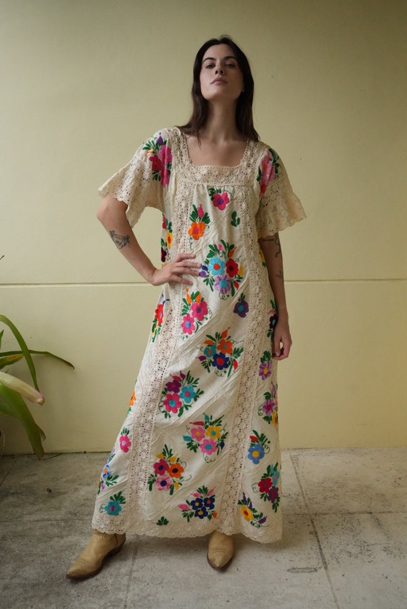 70's Maxi Dress / Mexican Embroidered Garden Party