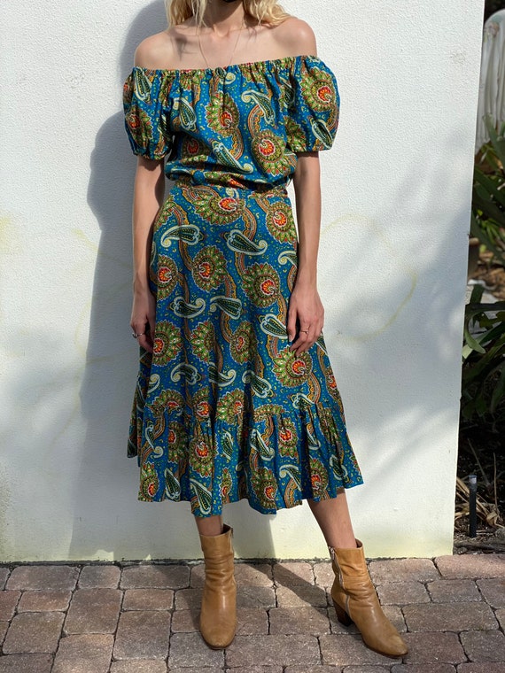 1950s Dress Set / Printed Full Skirt and Blouse S… - image 2