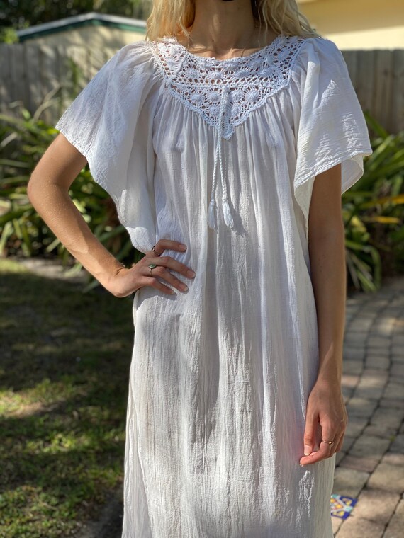 1970's White Cotton Dress / 70's Loungewear Summe… - image 2