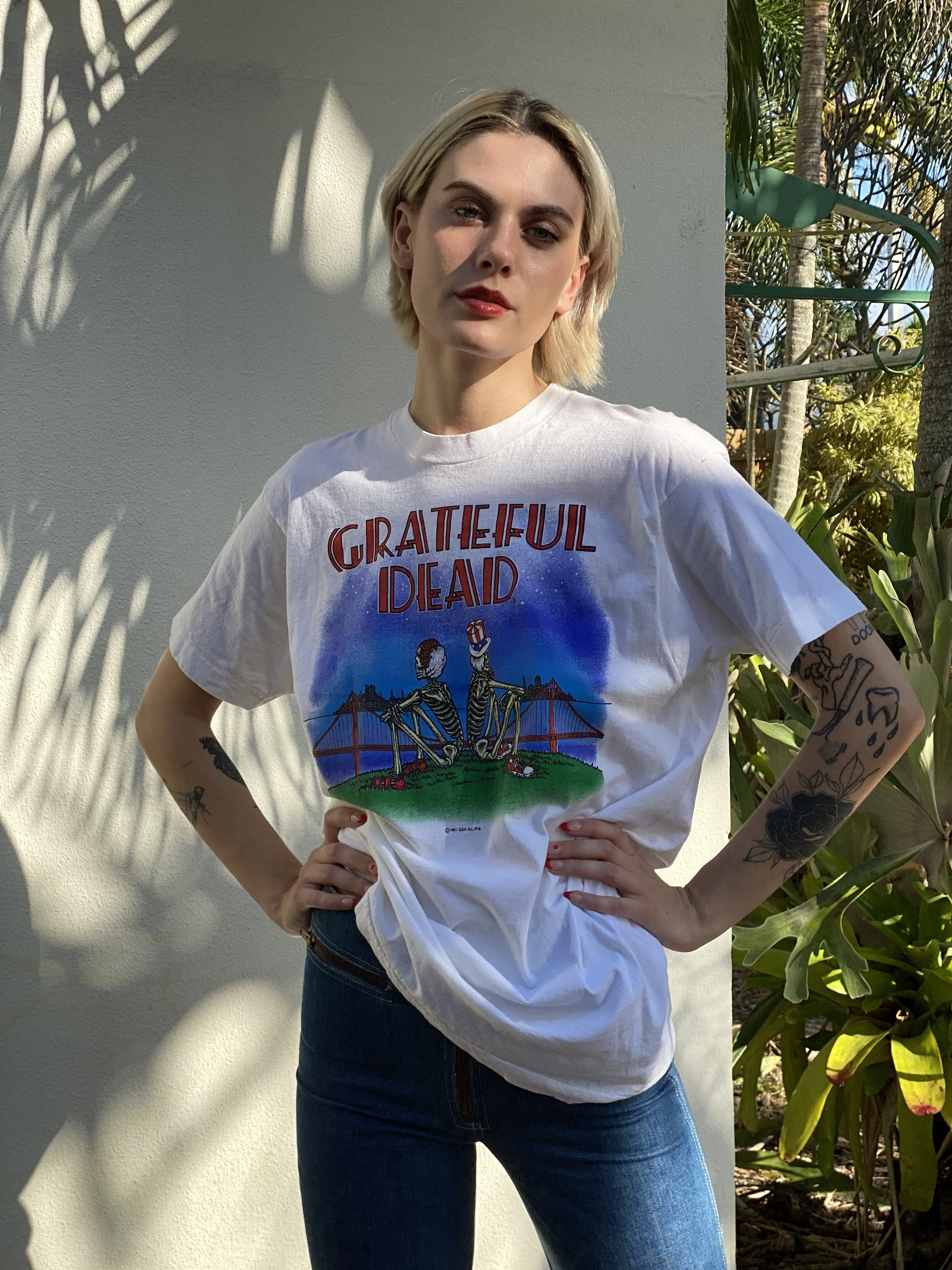 1981 Grateful Dead Band Tshirt / Golden Gate Bridge Rock Tee