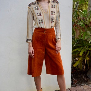 70s Leather Gaucho Pants / Copper Brown Suede Leather Pants / Seventies High Waist Gauchos / High Waist Trousers / High Waters image 5