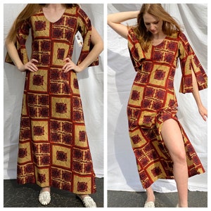 Vintage 70s Tunic Dress / Seventies Casual Wear / Cotton Slitted Sleeves Dress / Batik Maxi Dress / Seventies Boho Dress
