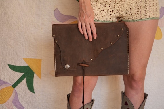 Brown Leather Purse / Envelope Clutch Purse / Vin… - image 1