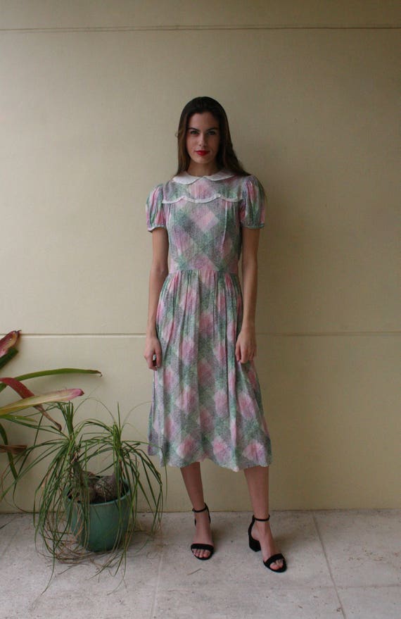 1940's Cotton Dress / Peter Pan Collar Sundress / 