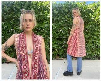 Anokhi Indian Cotton Waist Coat / 1970s Quilted Sleeveless Quilt Duster Jacket Detail / Seventies Haute Hippie Jacket / Woodstock Jacket