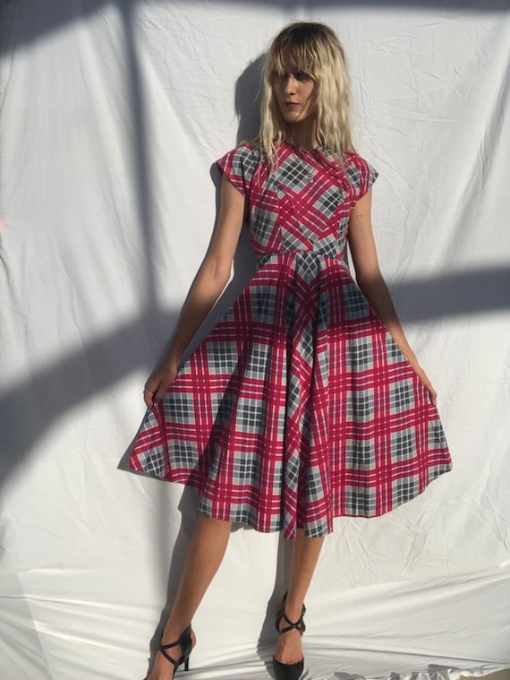 1940's Plaid Cotton Dress / Red and blue Plaid / F