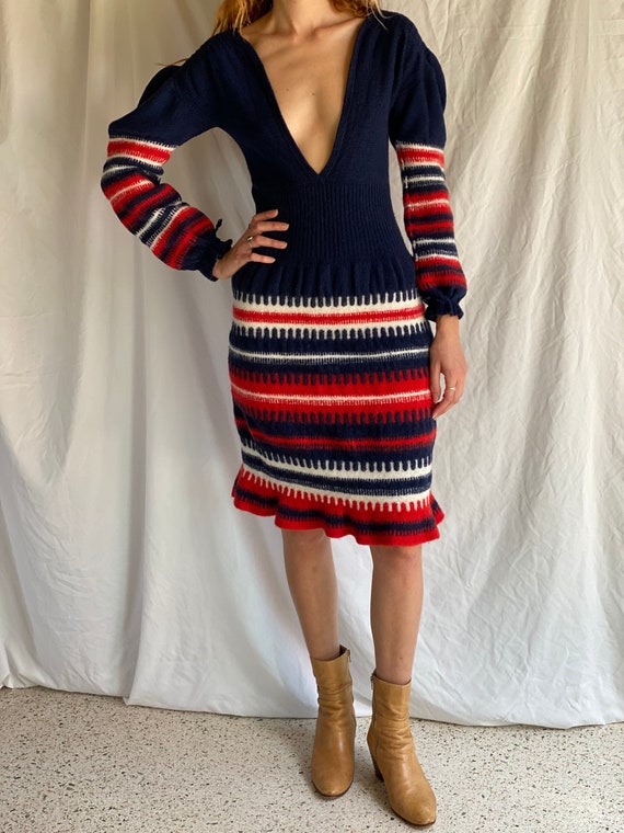 Vintage 70's Sweater Dress / Deep V Neck Sexy Dre… - image 2