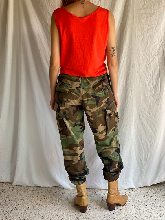 Vintage Camouflage Pants / Army Green Easy Slacks… - image 8