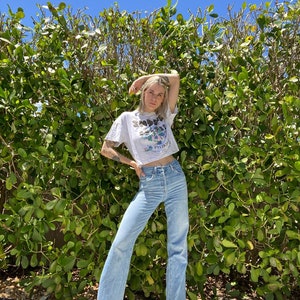 Vintage 90&#39;s Tshirt / Dreamz Beyond Reality Novelty Pajama Top 90&#39;s Tee / Summer Gender Neutral Tshirt / Cropped Oversize Shirt