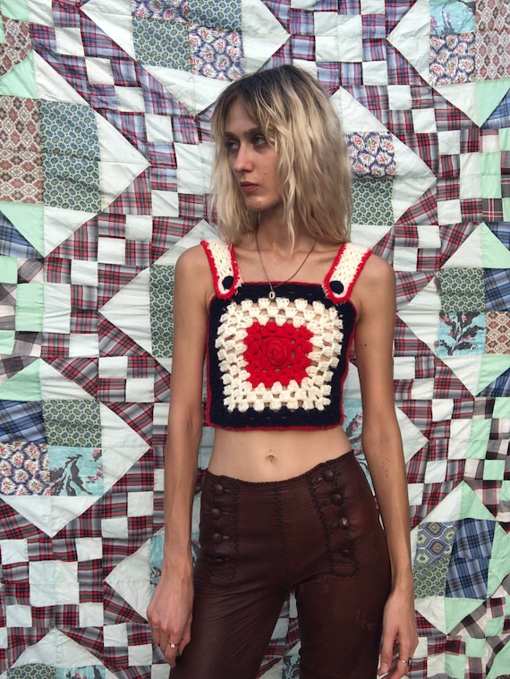 70s Crop Top / Groovy 70's Knit Sweater Vest / Ico
