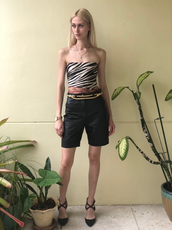 Vintage Leather Shorts / High Waist Shorts / Black