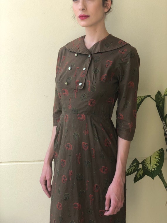 1950s Novelty Dress / Lock and Key Printed Dress … - image 3