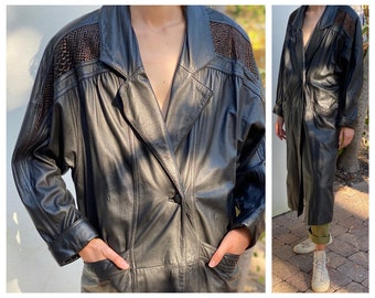 Vintage Leather Jacket / 1980's Long Leather Bomber / 1990's Oversized Leather Trench Coat / Black Leather Coat with Embossed Reptile Inlay