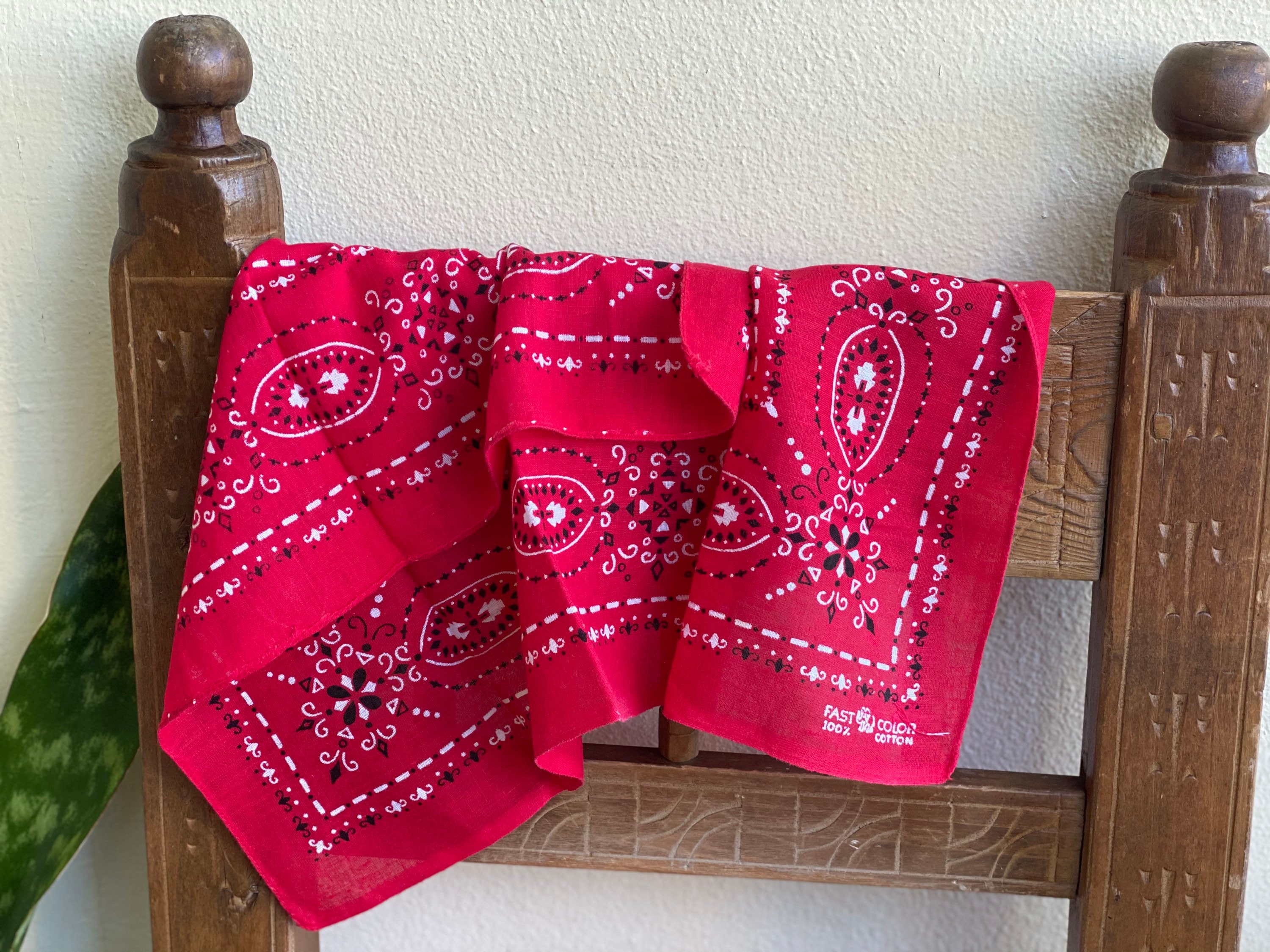 Vintage Red Bandana / Color Fast Trunk up / 1950's 1960's Red
