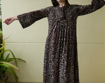 70s Leopard Printed Maxi Dress / Bell Sleeve Hostess Dress / Loungewear / Resortwear Dress / Vacation Caftan / Haute Hippie Tunic Dress