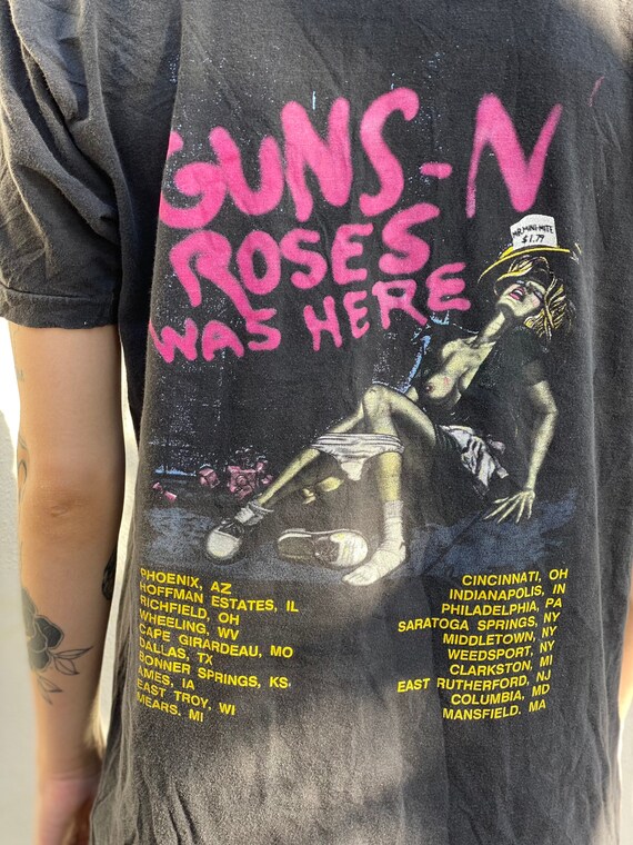 1987 Guns n Roses Tshirt / Rock Tshirt / Tour Tee… - image 5