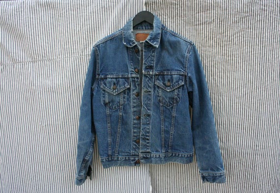 1970's Levi's Denim Jacket / Levi's Type III Deni… - image 2