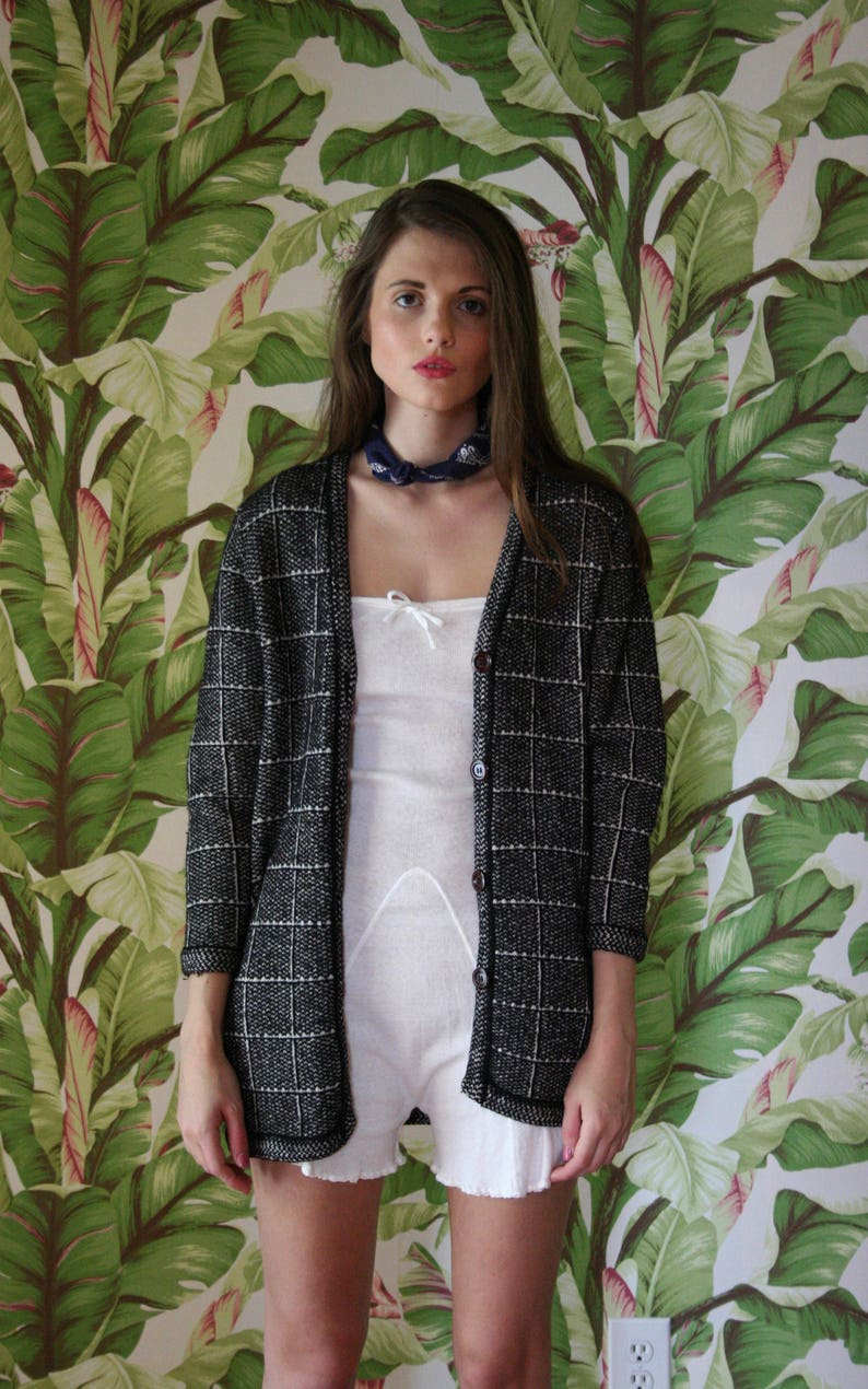 Valentino Sweater Long Knit Top Cardigan Sweater Knitwear 1980/'s Winter Sweater Valentino Boutique Pocket Sweater Miss V