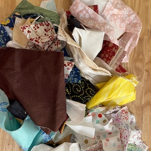 Scraps ~ Gallon Size Ziplock Bag Full - Mix of different Size Scraps