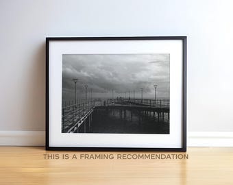 La jetée et la mer | Impression photo analogique noir et blanc