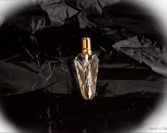 Frasco de perfume mini vintage Yves Saint Laurent “París” – Diseño de cristal facetado – Fragancia de lujo de colección de los años 80