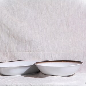 Vintage Winterling Röslau Bavaria Serving Bowls Set of 2 – Mid Century White Porcelain with Smoked Brown Rim – German Retro Tableware