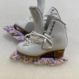 Adult Ice Skate Figure Skate Hockey Skate Blade Soakers- Butterflies