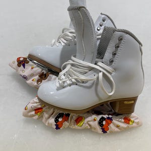 Adult Ice Skate Figure Skate Hockey Skate Blade Soakers- Magical Mouse Halloween