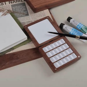 Paleta de acuarela de madera de nogal negro, 24 medias bandejas, portátil, compacta, hecha a mano, cuadrada, para almacenamiento de suministros de arte, paquete de regalo de viaje.