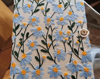A5 Floral Embroidery Notebook: 200 Page Blank Journal