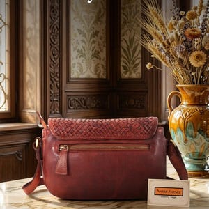 NATIVE ESSENCE Hand Woven Leather Crossbody Bag: Cognac Brown Vintage Saddle Purse image 12