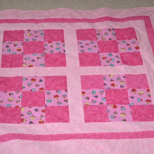 Cupcake Baby Quilt image 1