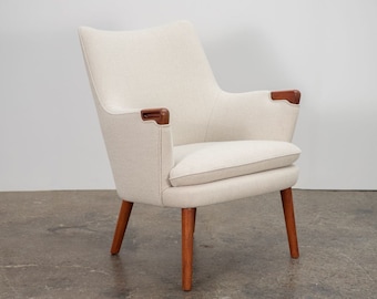 Hans J. Wegner AP20 Easy Chair