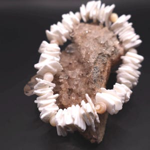 Heishi seashell bracelet