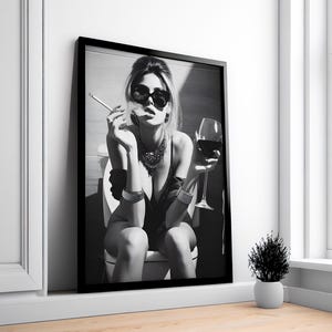 Black and White, Girl On Toilet Wall Art, Woman On Toilet, Toilet Print, Funny Bathroom Art, Retro Wall Decor