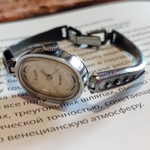 Винтажные женские механические часы - Луч 15 камней, советские миниатюрные наручные часы, элегантный браслет, коллекционные ретро-часы