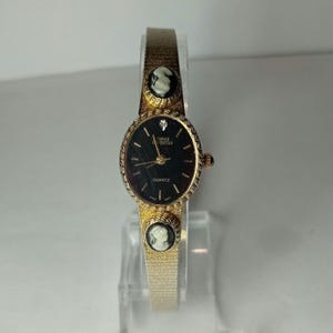 Sarah Coventry Black Dial Diamond Accent Gold Tone Quartz Watch Vintage Vintage watch sarah coventry - Gem main image 3