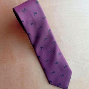 Star Wars Burgundy Necktie with X-Wing and TIE Fighters – Collectible Vintage Microfiber Tie for Fans and Sci-Fi Lovers