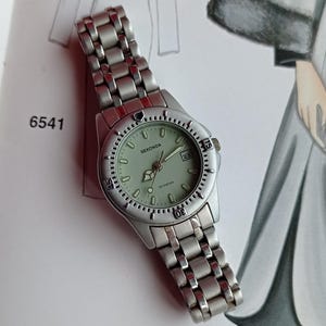 Vintage Women&#39;s Sekonda Watch | Mint Dial | Stainless Steel Bracelet | Classic Everyday Wristwatch | Elegant Gift for Her |