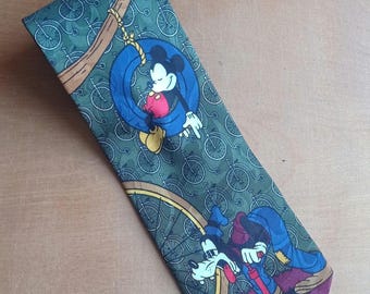 Disney ネクタイ ミッキー・マウス ベージュ系 レトロ ヴィンテージ Disney - Disney ネクタイ ミッキー・マウス ベージュ系 レトロ
