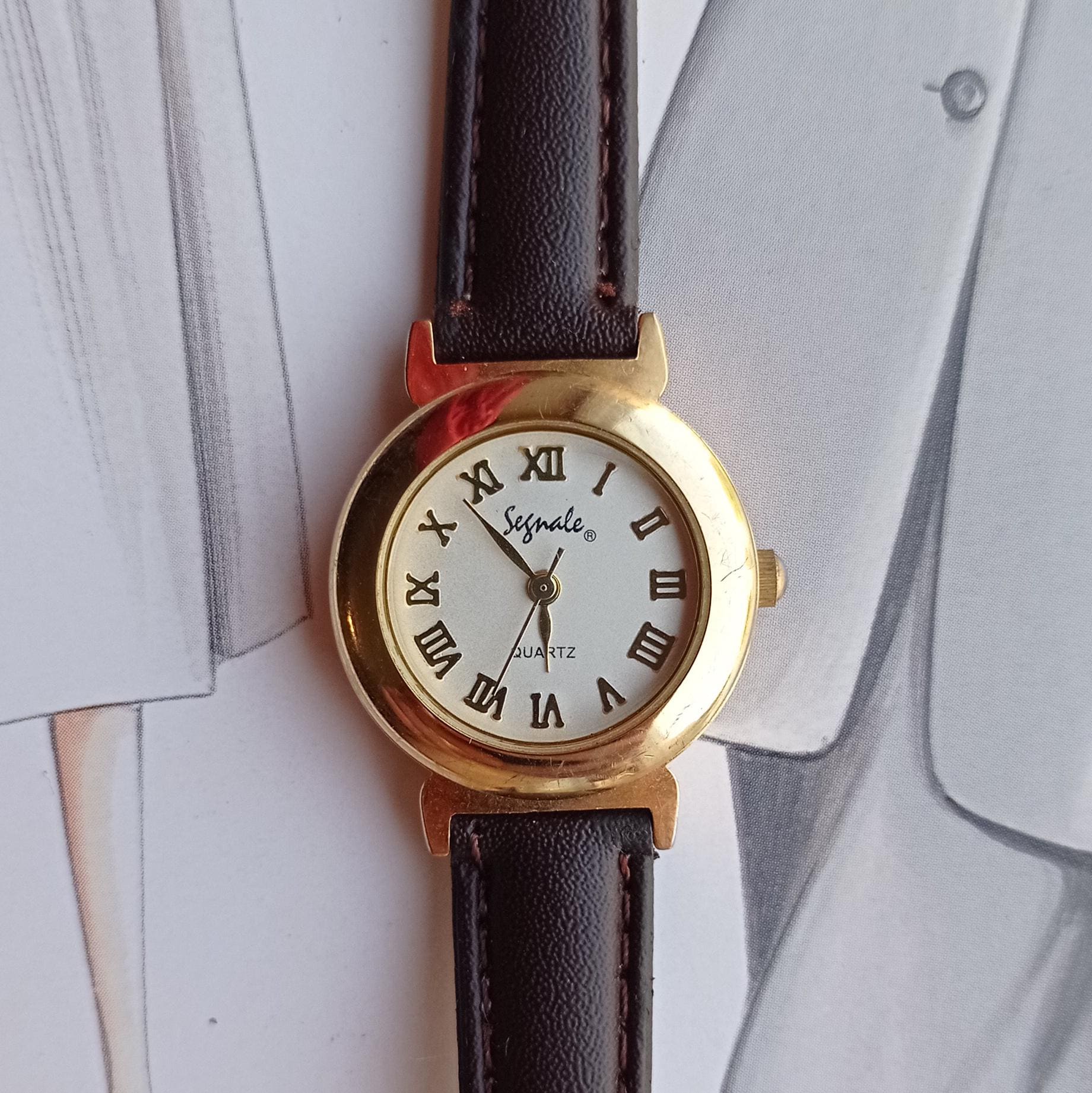 VTG Luger Women\'s 1722 Date Gold Tone Quartz Analog 22mm Watch 6 1/4\